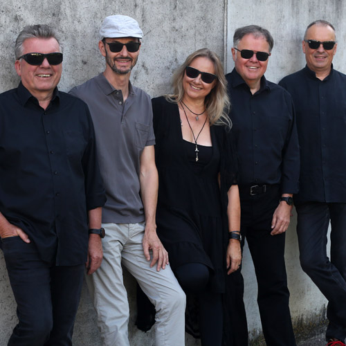 Foto: Uschi Wolf DuoSITZ – Julia und Walter Sitz